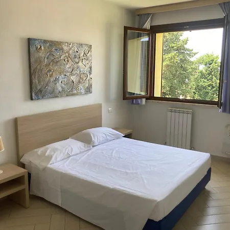 Aparthotel Le Corti Del Sole 3*