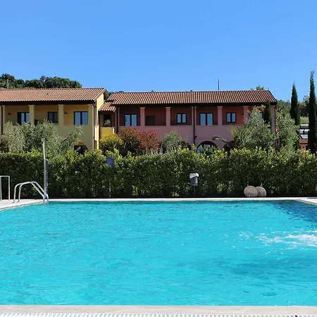 Le Corti Del Sole Aparthotel 3*