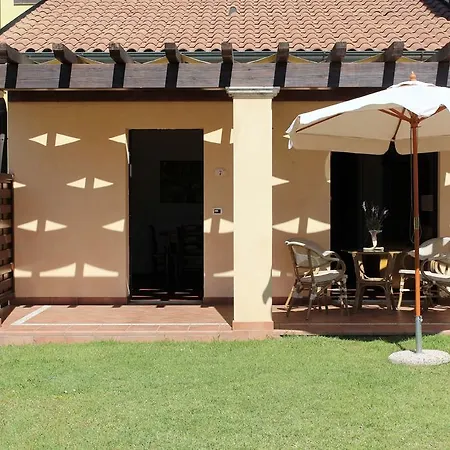 Le Corti Del Sole Apartahotel 3*