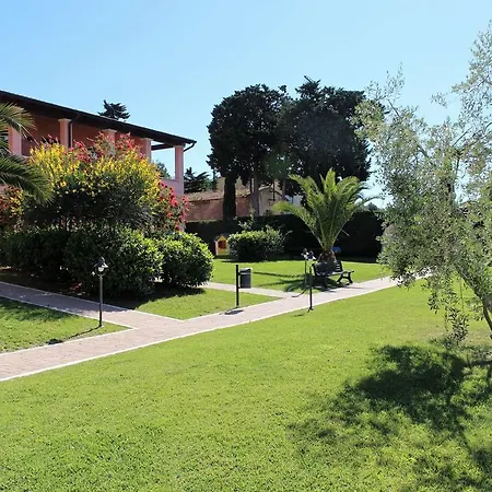 乐科尔蒂德尔索公寓式酒店 4*