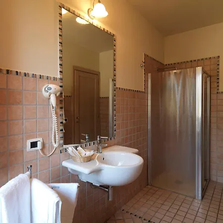 乐科尔蒂德尔索公寓式酒店 4*